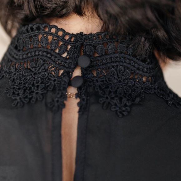 Grace Black Lace Blouse - Picture 3 of 3